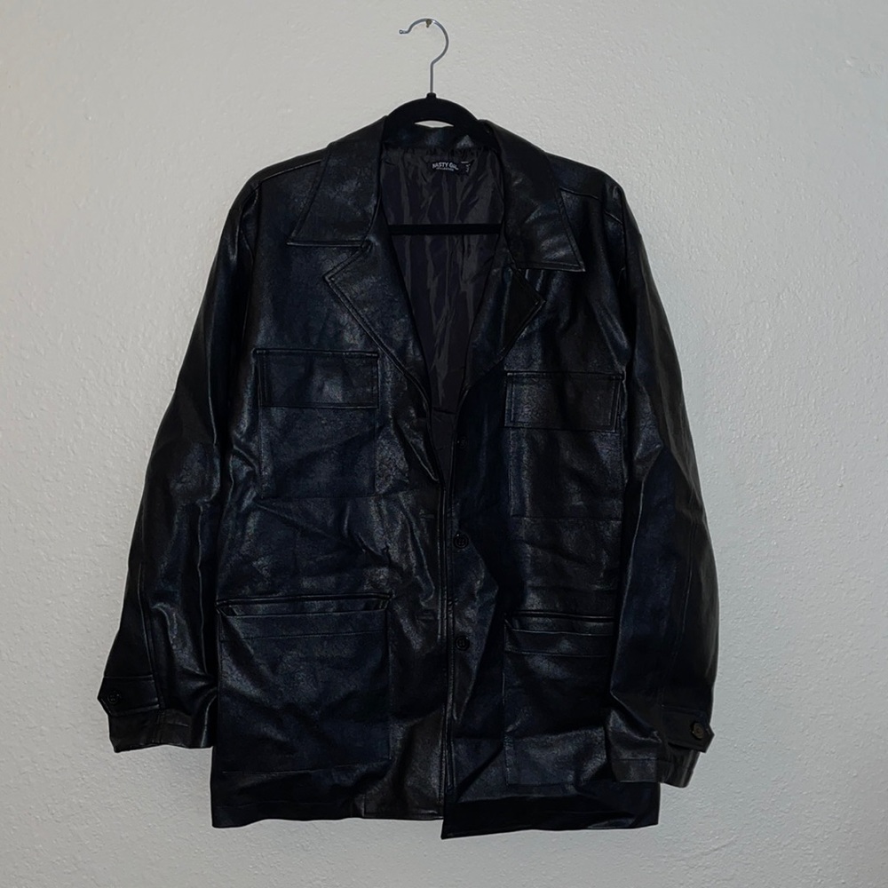 Oversized Black Leather Blaazer